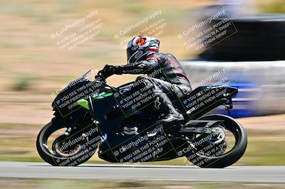 media/Apr-13-2025-TrackXperience (Sun) [[fb1ef998a6]]/Level 2 (Intermediate)/Turn 2 (Session 5)/